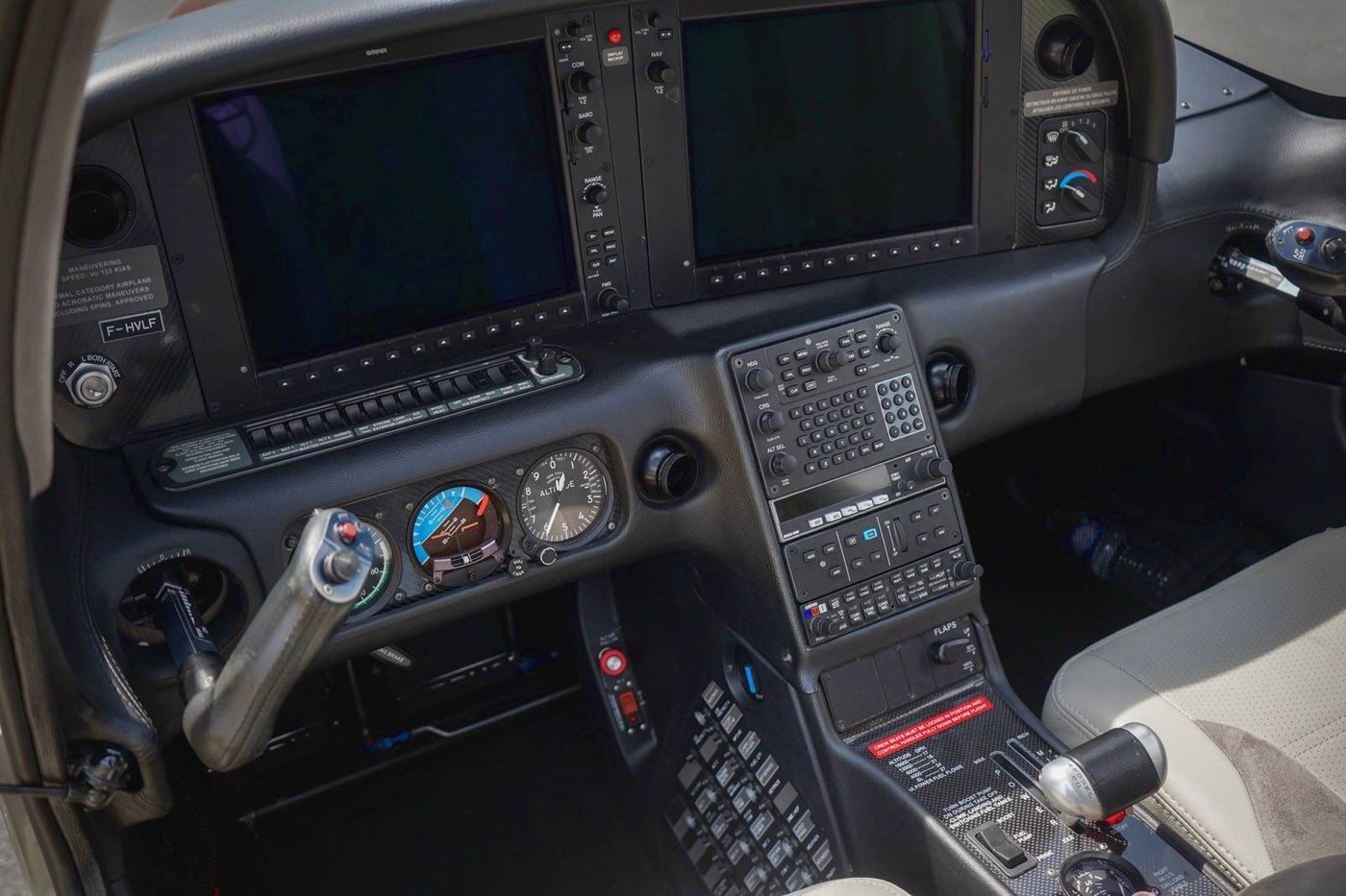 Cockpit du Cirrus SR22 G3